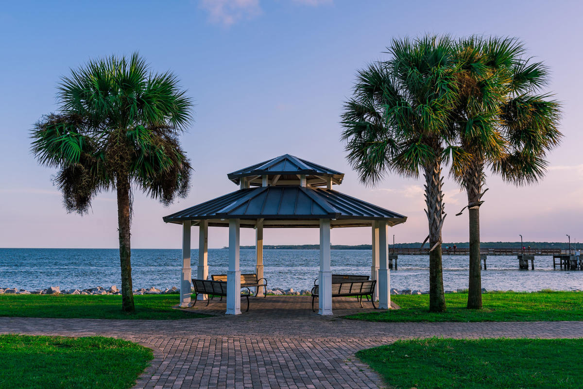 st simons pier